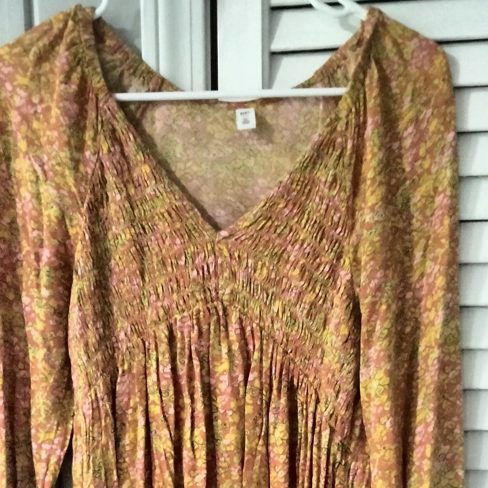B.P Von Maur Boho style xs women orange floral tunic long sleeved shirt